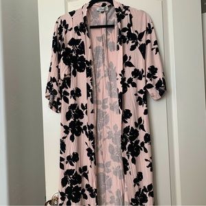 Angel Maternity Floral Robe